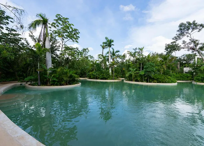 Luxury Penthouse With Private Rooftop Pool And Stunning Jungle Views *